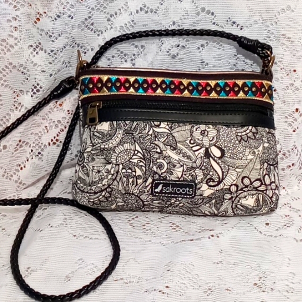 Sakroots Artist Circle Campus Mini Crossbody Convertible Canvas Bag Black/White